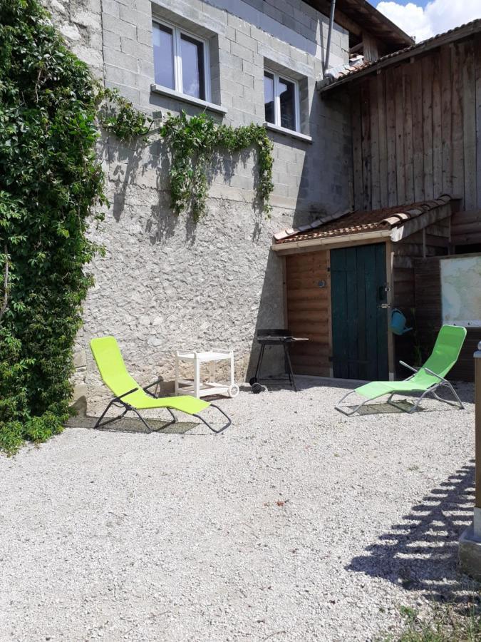 Okami Du Vercors Saint-Laurent-en-Royans Extérieur photo